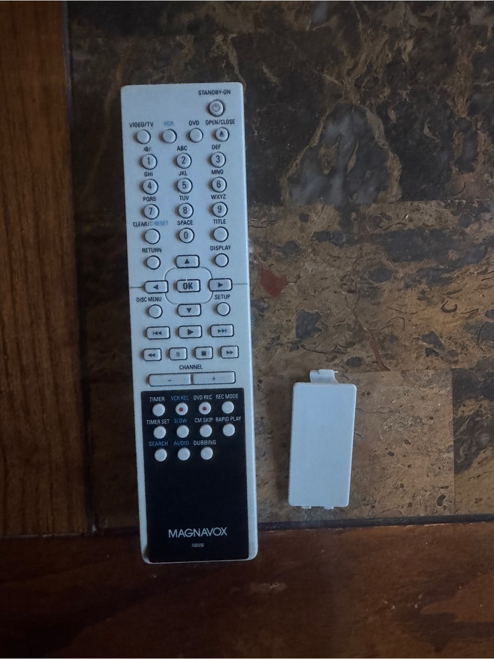 Magnavox NB550 DVD/VCR combo player remote control